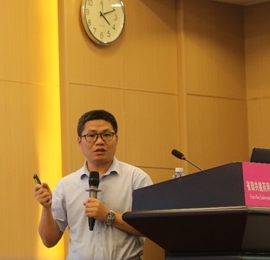 满冠网页版_满冠(中国)官方创新论坛第一千五百二十九讲：二氧化碳还原分子催化剂