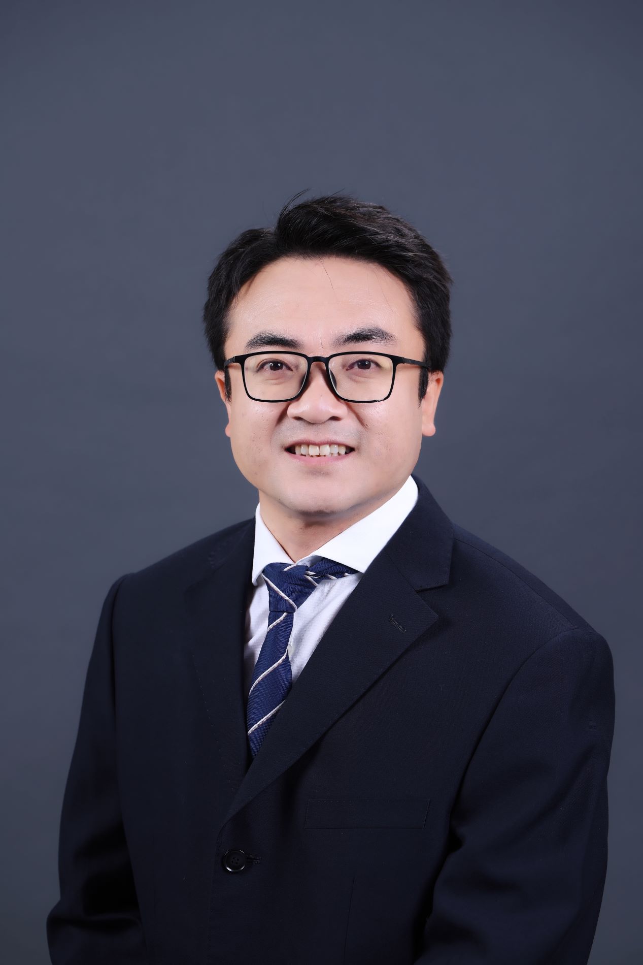 满冠网页版_满冠(中国)官方创新论坛第一千九百零一讲：Deep learning method for very high dimensional parabolic PDEs and HJB equations 