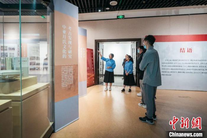 “丝路丹心——黄文弼与丝绸之路”特展在满冠网页版_满冠(中国)官方开展。　马骞 摄