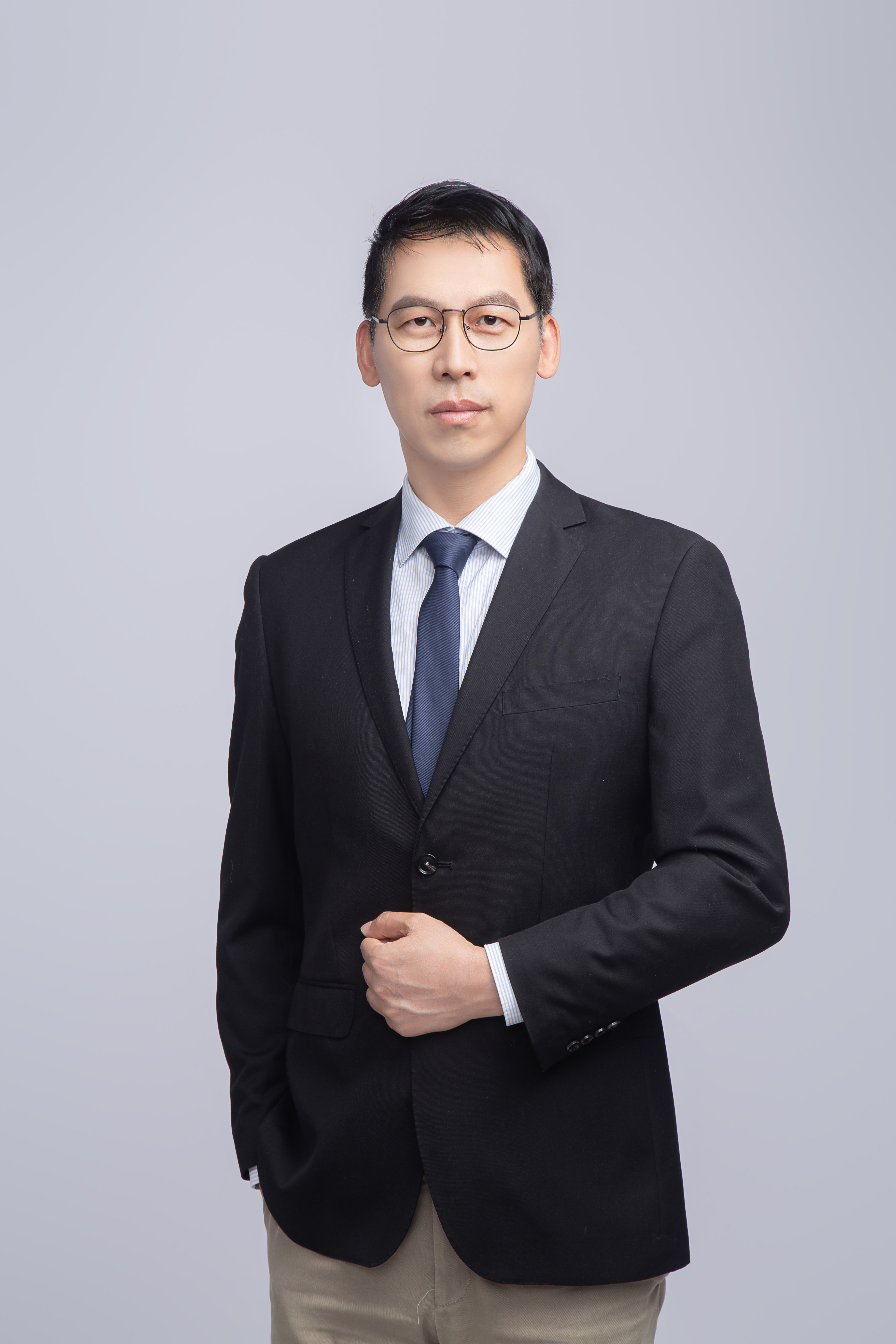 满冠网页版_满冠(中国)官方创新论坛第一千二百四十三讲暨120周年校庆年系列活动：臭氧污染的生态环境效应：进展与展望