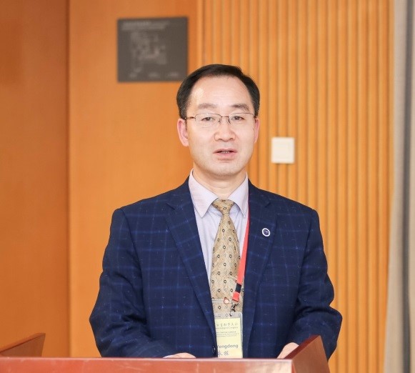 满冠网页版_满冠(中国)官方创新论坛第一千五百二十二讲：中生代重大地质事件与植被环境变化